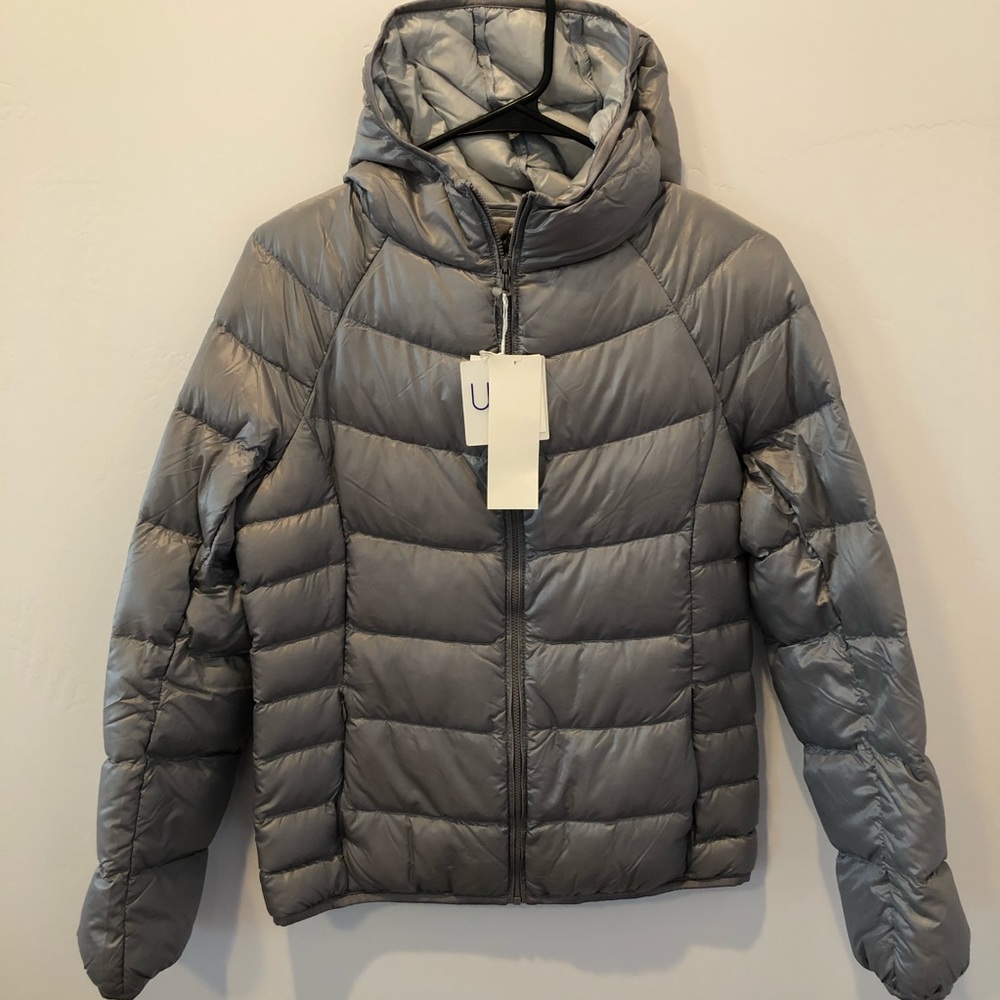 Uniqlo Grey Ultra Light Down Jacket Sz Small
